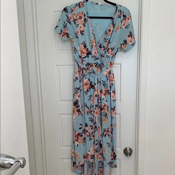 Maternity Pinkblush Floral Wrap dress - Picture 6 of 10